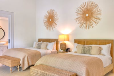 Luxury Villa Photo #59