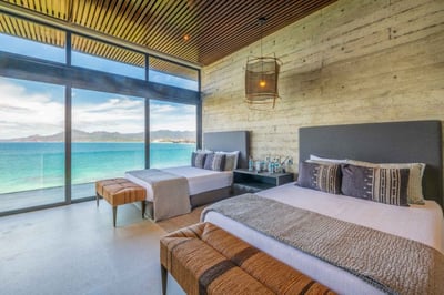 Luxury Villa Photo #45