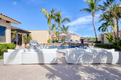 Luxury Villa Photo #11