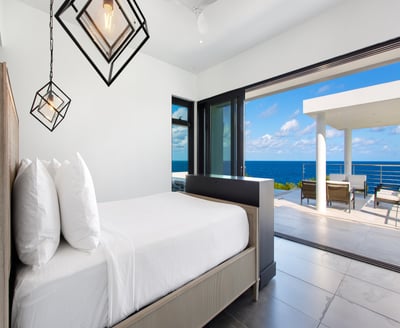 Luxury Villa Photo #35