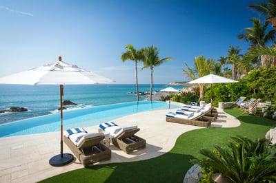 Luxury Villa Photo #4