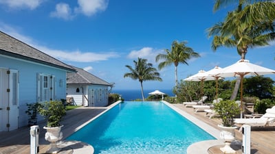 Luxury Villa Photo #6