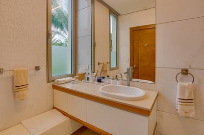 Luxury Villa Photo #80