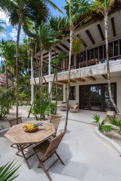 Luxury Villa Photo #5