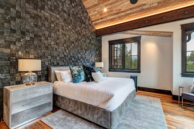 Luxury Villa Photo #17