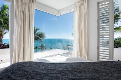 Luxury Villa Photo #78