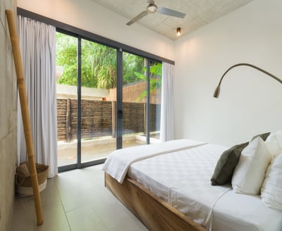 Luxury Villa Photo #30