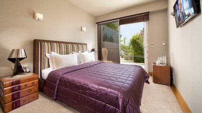 Luxury Villa Photo #25