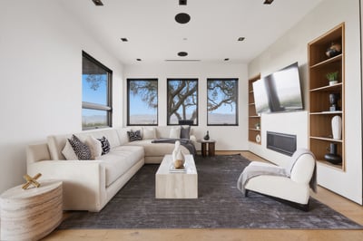 Luxury Villa Photo #32