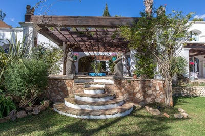 Luxury Villa Photo #7