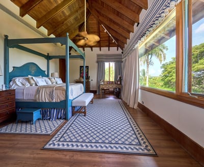 Luxury Villa Photo #34