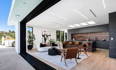 Luxury Villa Photo #20