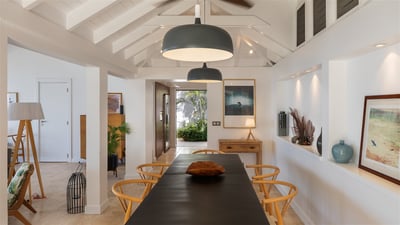 Luxury Villa Photo #15