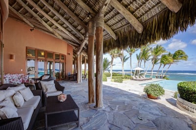 Luxury Villa Photo #16