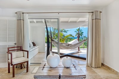 Luxury Villa Photo #33
