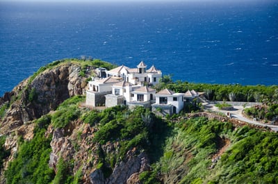 Luxury Villa Photo #6