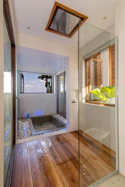 Luxury Villa Photo #28