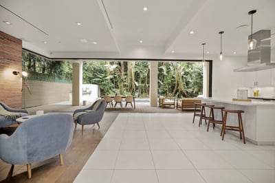 Luxury Villa Photo #9