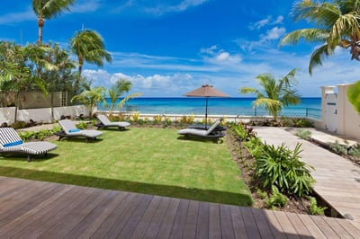 Luxury Villa Photo #2