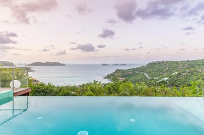 Luxury Villa Photo #5