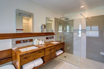 Luxury Villa Photo #4