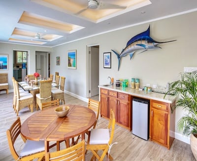 Luxury Villa Photo #5