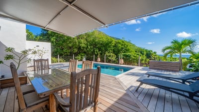 Luxury Villa Photo #9