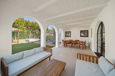 Luxury Villa Photo #5