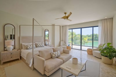 Luxury Villa Photo #21