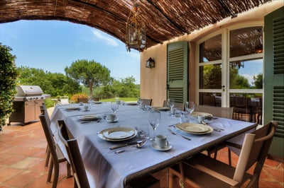 Luxury Villa Photo #5