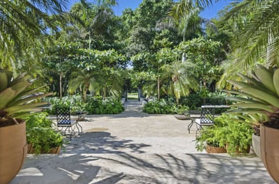 Luxury Villa Photo #10