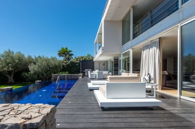 Luxury Villa Photo #2