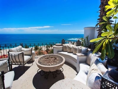 Luxury Villa Photo #5
