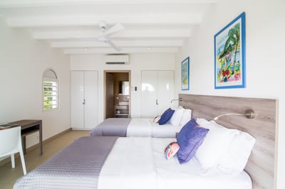 Luxury Villa Photo #34