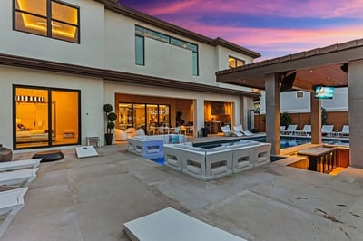 Luxury Villa Photo #5