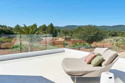 Luxury Villa Photo #32