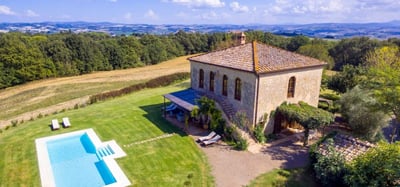 Luxury Villa Photo #4