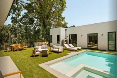 Luxury Villa Photo #2