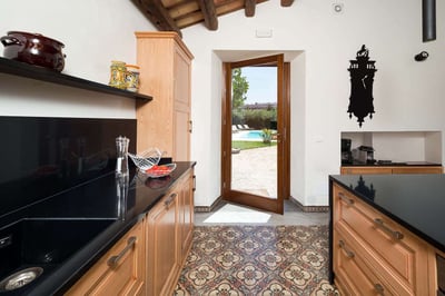 Luxury Villa Photo #36