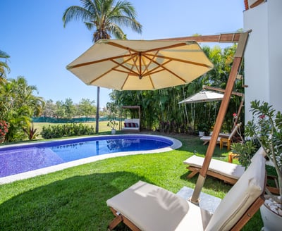Luxury Villa Photo #9