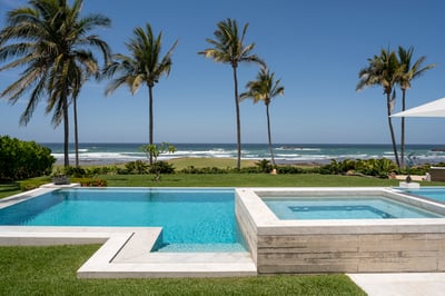 Luxury Villa Photo #12