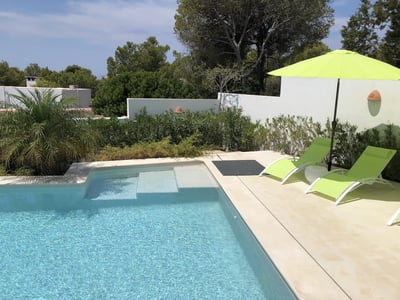 Luxury Villa Photo #3