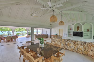 Luxury Villa Photo #21