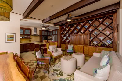 Luxury Villa Photo #9
