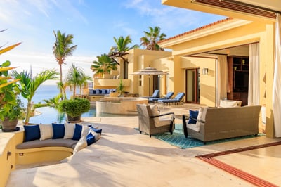 Luxury Villa Photo #11