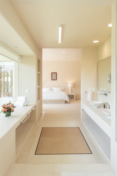 Luxury Villa Photo #38