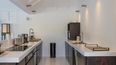 Luxury Villa Photo #21