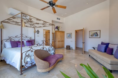 Luxury Villa Photo #62