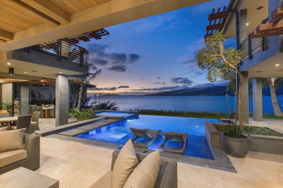 Luxury Villa Photo #12