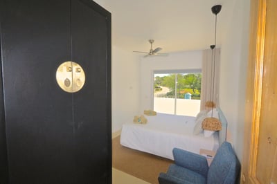 Luxury Villa Photo #18